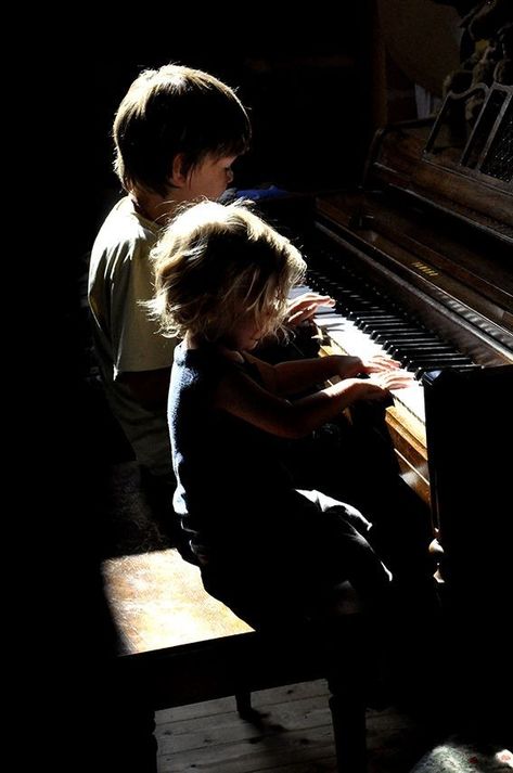 Piano Wallpaper, Piano Photography, Kids Piano, Piano Player, Playing Piano, Boys Playing, Jolie Photo, The Piano, Future Life