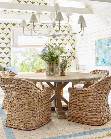 Beachy House, Coastal Dining Room, Coastal Interiors Design, Dining Table Centerpiece, Atlanta Homes, Coastal Interiors, Coastal Style, Round Table, Interior Design Styles