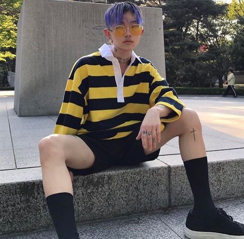 Vaporwave Fashion, Experimental Fashion, Shirt Patterns, Asian Streetwear, Sting Like A Bee, 80's Fashion, Kids Clothes Sale, Korean Guys, Trendy Fits