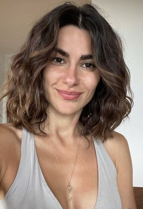 Short Layered Pixie Bob, Short Curly Shag, Fall Haircuts For Women, Haircuts For Women Over 30, Layered Pixie Bob, Fine Hair Long, Shoulder Length Styles, Naturally Wavy Hair Cuts, Short Layered Pixie