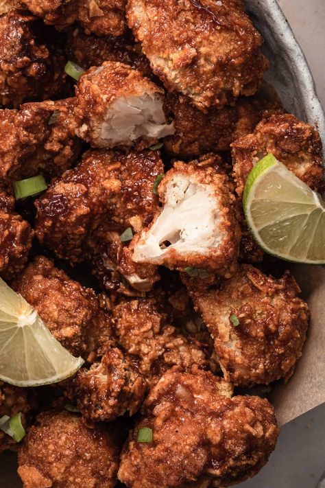 Crunchy Cauliflower, Bbq Cauliflower Wings, Bbq Cauliflower, Gluten Free Snack, Cauliflower Wings, Cauliflower Recipes, Veggie Dishes, Favorite Snack, Tortilla Chips