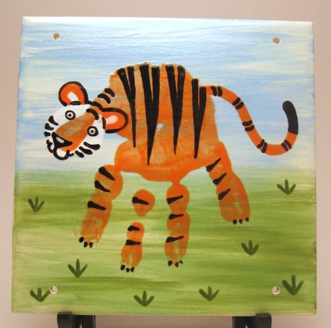 86 Tiger Print Tiger Footprint Craft, Tiger Handprint Craft, Alphabet Crafts Preschool, Jungle Decorations, Kindergarten Art Lessons, Baby Art Projects, Food Art For Kids, Tiger Painting