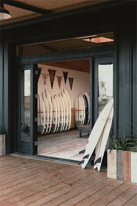 Kelly Slater Surf Ranch, Surf Shop Interior, Modern Surf Shack, Surf Shop Aesthetic, Pleasure Room, Sports Creative, Surf Cafe, Surfboard Storage, Surf Store