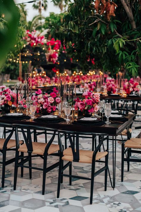 Romantic Cabo Wedding with Black & Pink Décor · Rock n Roll Bride Black Burgundy Wedding, Pink Black Weddings, Bright Pink Wedding, Dark Wedding Theme, Romantic Theme Wedding, Mexico Destination Wedding, Cabo Wedding, Dream Wedding Decorations, Pink Wedding Theme