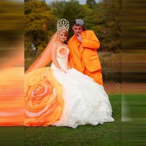 Horrible Wedding Dress, Ugly Wedding Dress, Tacky Wedding, Worst Wedding Dress, Ugly Dresses, Crystal Wedding Dress, Glamour Shots, American Wedding, Wedding Pics