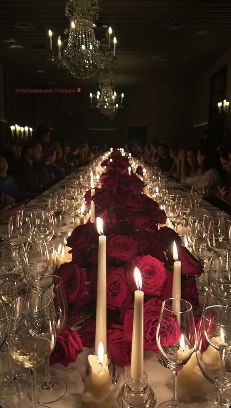 Red Rose Dinner Party, Dark Red Wedding Aesthetic, Moody Red Wedding, Phantom Of The Opera Wedding, Saltburn Party, Red Table Settings, Cherry Wedding, Wedding Table Setup, Dinner Party Table Settings