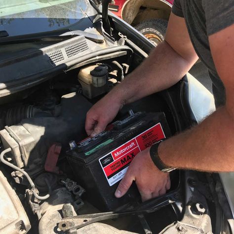 How to Safely Disconnect a Car Battery Car Delivery, Recondition Batteries, Mechanic Shop, Car Breaks, Video Call With Boyfriend Screen Photo, Car Batteries, Socket Wrench Set, Driving Tips, New Photo Download