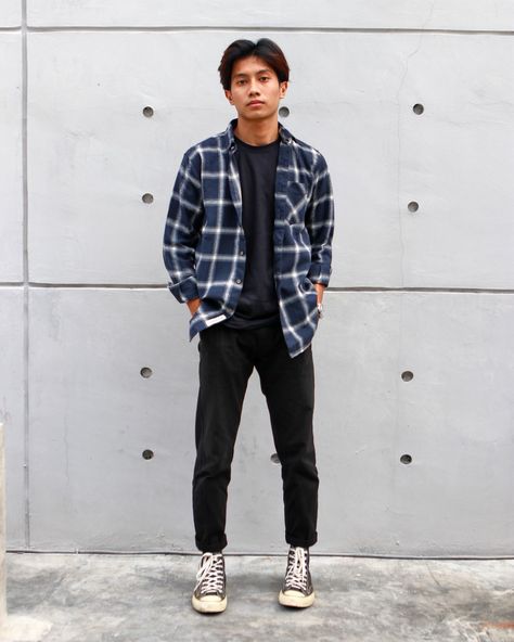 Gray Flannel Outfit Men, Grey Flannel Outfit Men, Gray Flannel Outfit, Flannel Outfits Boys, Grey Flannel Outfit, Black And White Flannel Outfit, Men Flannel Outfits, White Flannel Outfit, Aesthetic Flannel Outfits