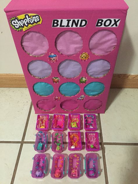 Shopkins punch box. Used duplicate Shopkins to make bracelets. These are used as prizes for games. Shopkins Bday, Shopkins Cake, Shopkins Birthday Party, Shopkins Party, Shopkins Birthday, Make Bracelets, Bday Girl, 6th Birthday Parties, Birthday Games