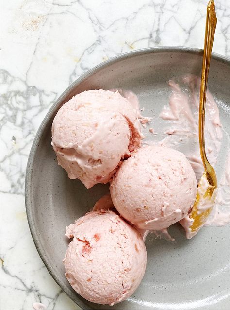 Roasted Strawberry Ice Cream, Rhubarb Ice Cream, Vanilla Bean Blog, Strawberry Gelato, Roasted Strawberry, Churn Ice Cream, Recipe Developer, Ginger Molasses Cookies, No Churn Ice Cream