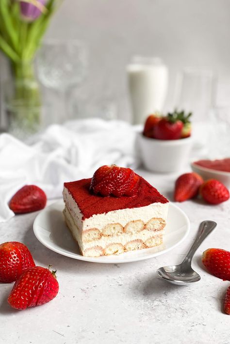 Switch up your tiramisu with this version that’s packed with loads of strawberry goodness! Light, rich and creamy! A unique and refreshing twist on the classic one! Tiramisu With Strawberries, Strawberry Dishes Recipe, Unique Tiramisu, Strawberry Tiramisu Recipe, Tiramisu Strawberry, Dessert Potluck, Mascarpone Filling, Italian Tiramisu, Strawberry Tiramisu