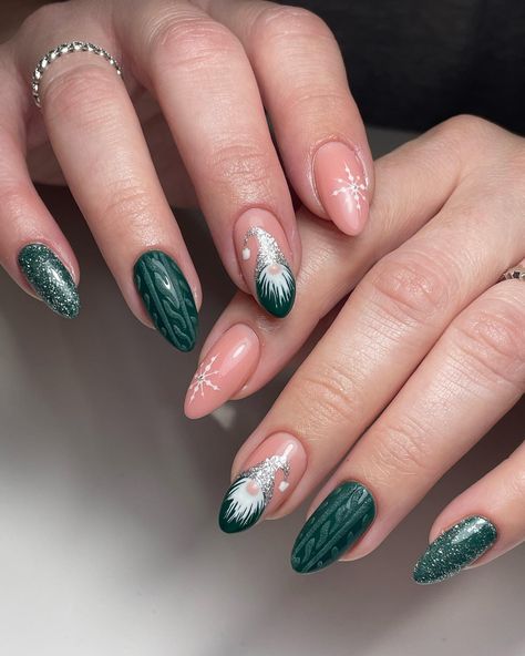 Nails by Stacey Griffiths | 𝐂𝐡𝐫𝐢𝐬𝐭𝐦𝐚𝐬 𝐆𝐨𝐧𝐤𝐬 ❄️ Got a feeling that these little fellas might make quite a few appearances this year! @the_gelbottle_inc Teddy |... | Instagram Subtle Green Christmas Nails, Cute Green Christmas Nails, Christmas Nails Gonk, Christmas Green Nail Designs, Christmas Nye Nails, Gonk Christmas Nails, Green Holiday Nails Christmas, Green Christmas Nails Holidays, Nails Christmas Green