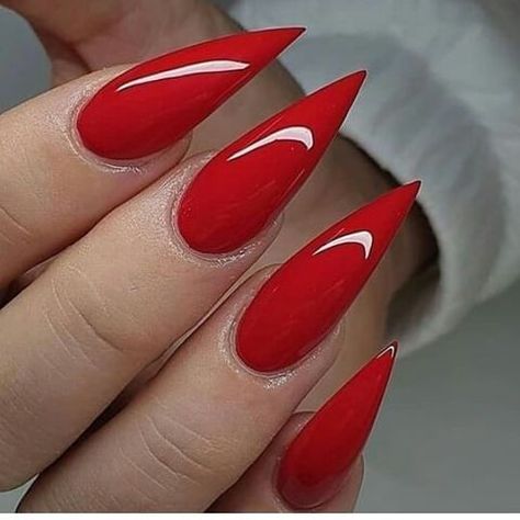 Red Stiletto Nails, Posh Nails, Red Acrylic Nails, Diva Nails, Stiletto Nails Designs, Red Nail Designs, Red Nail, Glam Nails, Acrylic Nail Art