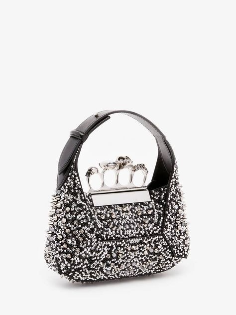 Chloe 2024, Mini Bag Black, Black Alexander Mcqueen, Leather Jewels, Iconic Fashion, Summer Gifts, Pendant Earrings, Sling Bag, Chain Strap