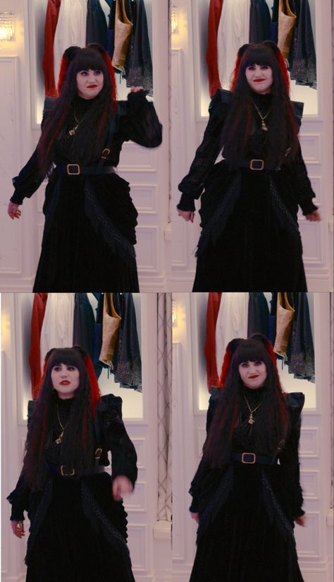 Naja What We Do In The Shadows, Nadja Wwdits Cosplay, Wwdits Nadja Outfit, Lazlo And Nadja Costume, Nadja What We Do In The Shadows Makeup, Nadia What We Do In The Shadows, Nadja What We Do In The Shadows Outfits, Nadja What We Do In The Shadows Costume, What We Do In The Shadows Costume