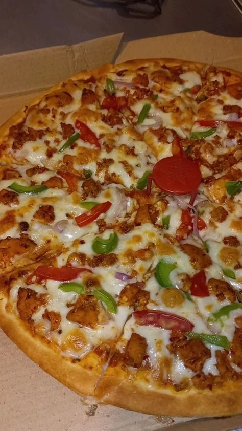 Pizza Cafe Snap, Night Food Snap, Jammu Snaps, Late Night Snack Recipes, Pizza Type Recipes, Desiigner Panda, Delicious Food Image, Pizza Hot, Story Food