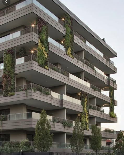 Parking Building, Modern Residential Architecture, Apartments Exterior, Green Facade, Facade Architecture Design, Residential Building Design, Architecture Building Design, Apartment Architecture, Green Architecture