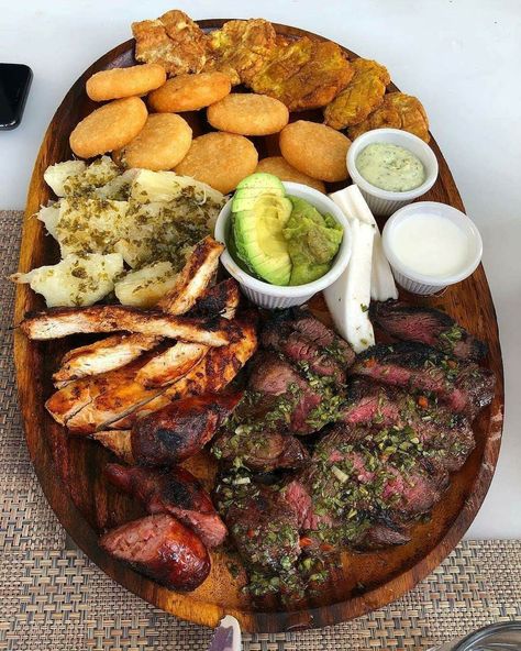 Meals Of The Day, Colombian Food, Make Food, Quick Dinner Recipes, Foodie Recipes, Wedding Food, Main Dish Recipes, Pretty Food, Easy Healthy Recipes