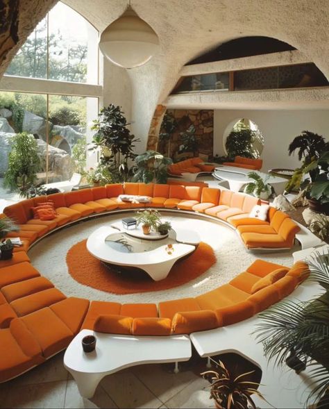 1970s Conversation Pit, Orange Living Rooms, 70s House Interior, 80s Home Aesthetic, 70’s Living Room, Retro Futurism Interior, Contrast Interior Design, 70s Ceiling, Fall Living Room Ideas