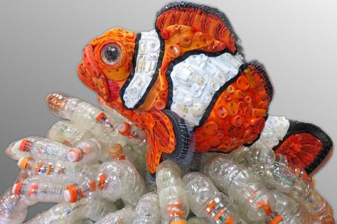 Galleries Environmental Art Projects, Ocean Trash, Recycle Sculpture, Waste Art, Ocean Projects, Sculpture Images, Famous Sculptures, Washed Ashore, Recycled Art Projects