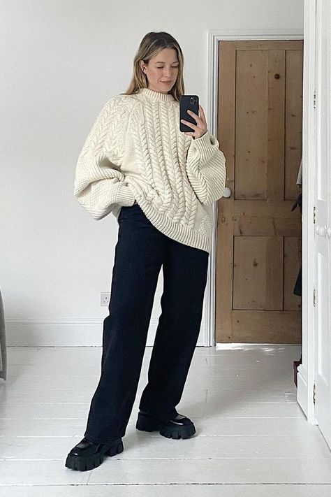 Jumper Pants Outfit, Jumper Outfit Winter, Knitted Jumper Outfit, Normcore Outfits, Knitted Dress Outfit, Fashion Nova Plus Size, Pants Outfit Ideas, Jumper Pants, Smart Casual Women