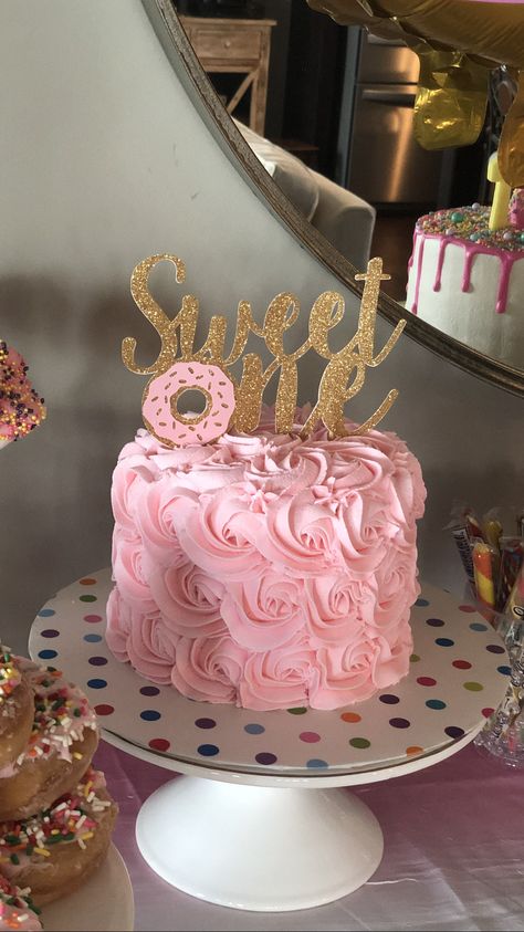 Sweet One Birthday Smash Cake, Smash Cake Sweet One, Sweet One First Birthday Smash Cake, Sweet One Cupcake First Birthday, Sweet One Cake Ideas, Sweet One First Birthday Cake Smash, Donut Smash Cake Girl, Sweet One Smash Cake, Sweet One First Birthday Theme