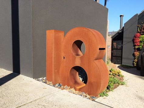 Letter Box Design, Sculpture Fountain, Steel Mailbox, Metal Mailbox, Wayfinding Design, Modern House Number, Front Yard Design, Front Gate, Concrete Furniture