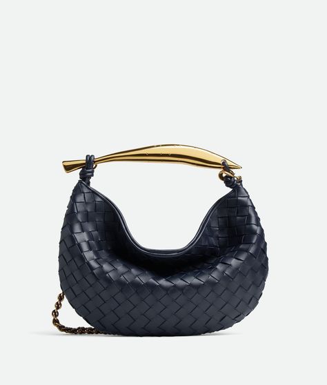 Bottega Veneta® Women's Sardine With Chain in Space. Shop online now. Bottega Veneta Intrecciato, Bottega Veneta Shoulder Bag, Shoulder Chain, Louis Vuitton Shoulder Bag, Braided Leather, Leather Items, In Space, Lambskin Leather, Luxury Fabrics