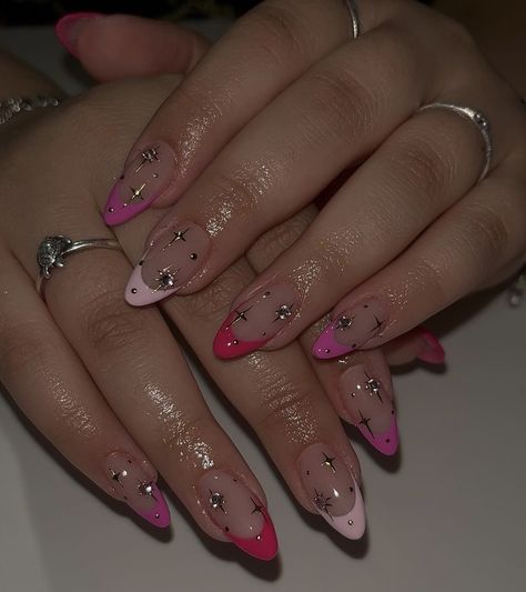 Almond Nails Pink With Design, Almond Pastel Nails, Almond Gel Nails Summer, Acrylic Nails Almond Summer, Summer Birthday Nails Almond, Cute Coffin Nail Ideas, Biab Nails Almond, Cute Trendy Nail Ideas, Cute Square Nail Designs