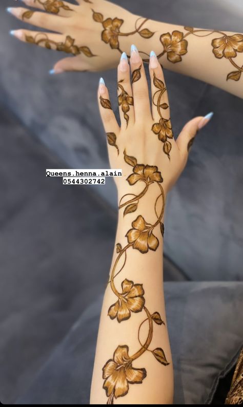 Homemade Dresses, Wedding Henna Designs, Henna Style Tattoos, Unconventional Materials, Henna Inspired Tattoos, Floral Henna Designs, Finger Henna Designs, Henna Tattoo Hand, Henna Tattoo Designs Hand