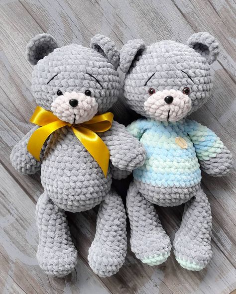 Crochet teddy bears amigurumi Crochet Lovies, Amigurumi Baba, Teddy Bear Patterns Free, Bear Patterns Free, Bear Amigurumi, Crochet Bear Patterns, Knitted Teddy Bear, Amigurumi Bear, Amigurumi Plush