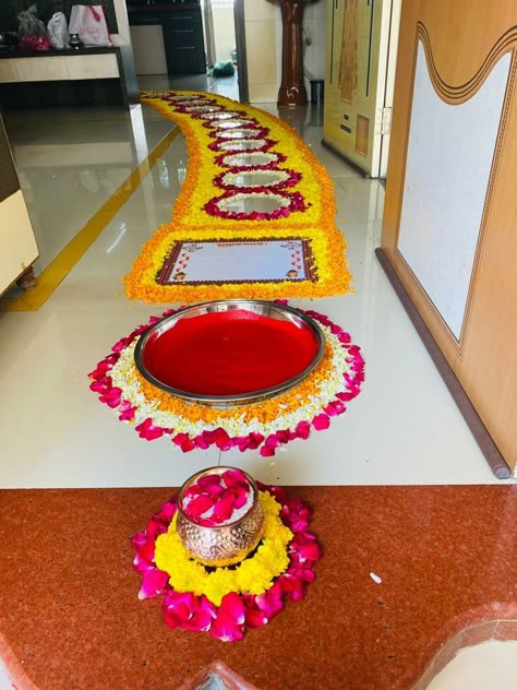 Pagla Decoration, Flower Pathway, He Hit Me, Welcome Rangoli, Rangoli Flower, Mandir Decoration, Welcome Home Decorations, Home Flower Decor, Thali Decoration Ideas