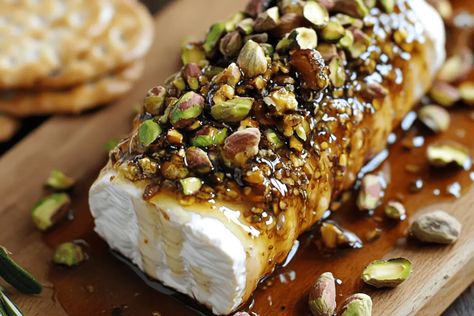 Goat Cheese Honey Fig Pistachio, Goat Cheese With Pistachios And Honey, Goat Cheese Pistachio Honey, Figs Goat Cheese Honey, Goat Cheese Pistachio, Fig Pistachio, Honey Appetizers, Goat Cheese Honey, Goat Cheese Appetizer