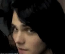 Frerard Matching Pfp, Mcr Desktop Wallpaper, Mcr Reaction Pics, Mcr Gif, Frerard Fanfiction, Gerard Way Gif, Frerard Fanart, Gerald Way, Kissy Face