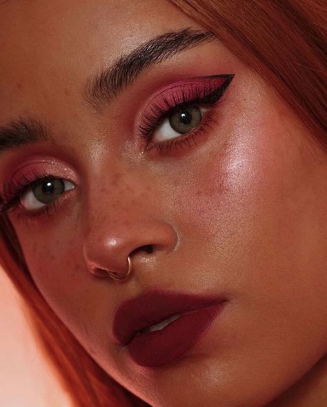 Untitled Kali Ledger, Netflix Show, Simple Makeup Looks, Colourpop Cosmetics, Creative Makeup Looks, Christmas Makeup, Beauty Makeup Tips, Lipstick Makeup, Girls Makeup