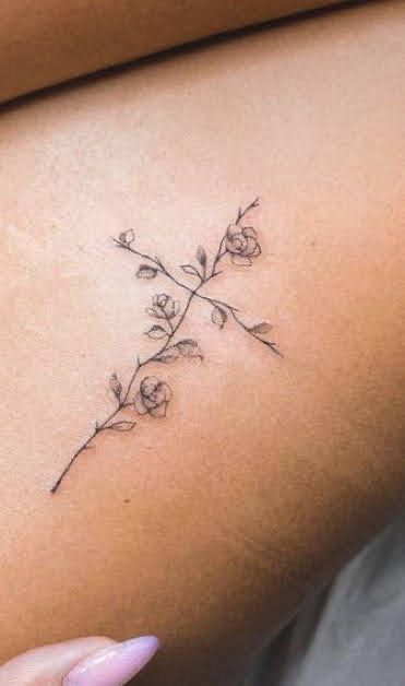 Simple Back Shoulder Tattoos For Women, Small Cross With Roses Tattoo, Cross And Vine Tattoo, Cross Vine Tattoo, Cross Tree Tattoo, Thorn Cross Tattoo, Barbwire Cross Tattoo, Cross With Thorns Tattoo, Vine Cross Tattoo