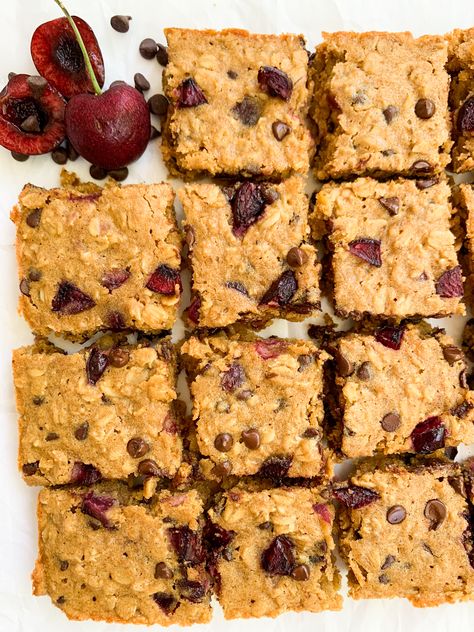 Cherry Oat Bars Healthy, Cherry Oat Bars, Chocolate Cherry Bars, Oat Bars Healthy, Peanut Butter Energy Balls, Cherry Bars, Dairy Free Chocolate Chips, Cherry Chocolate, Chocolate Oats