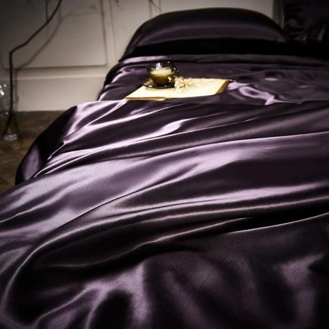 Transform your bedroom into a haven of serenity with our luxurious silk bed sheets. Sweet dreams guaranteed! 🩶 #silk #silkbedding #home #bedsheets #mulberrysilk #pillowcovers #instafeed #instagram Dark Purple Bedding, Silk Bed Sheets, Silk Bed, Purple Bedding, Summer Luxury, Silk Bedding Set, Satin Sheets, Silk Bedding, Purple Satin