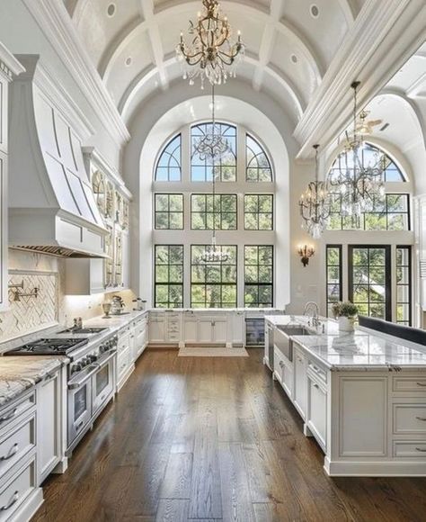 (2) Facebook Beautiful Big Kitchens, Nice Big Kitchens, Huge Open Kitchen, Large House Interior, Big Kitchen Ideas, Giant Kitchen, Big Kitchens, Dream House Kitchen, Kitchen Big