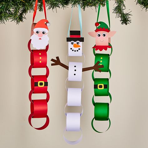 Construction Paper Chains Christmas, Paper Chain Decorations Diy Christmas, Coco Crafts, Christmas Paper Chain, Christmas Paper Chains, Christmas Crafts Paper, Senior Crafts, Christmas Decs, Elf Decorations