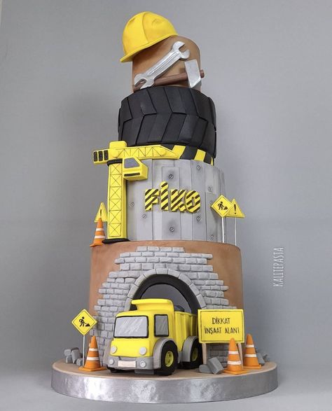 Construction Theme Cake, Excavator Cake, Building Cake, Digger Cake, Construction Birthday Cake, Construction Theme Birthday, Sonic Cake, 2nd Birthday Party For Boys, Construction Cake