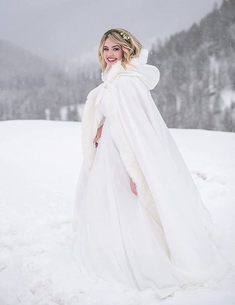 Wedding Cloak Hooded Capes, Wedding Dress Fur Coat, Winter Wedding Dress Fur, Winter Wedding Cape, Bride Winter, Faux Fur Wedding, Wedding Cloak, Hand Muff, Snow Wedding