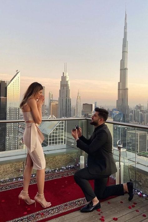 Rich Couple, Proposal Pictures, Best Proposals, Luxury Couple, Perfect Husband, Romantic Proposal, Luxury Lifestyle Dreams, Proposal Engagement, Future Lifestyle