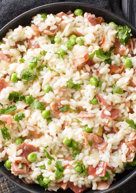 Oven Risotto, Italian Rice, Potato Rice, Arborio Rice, Rice And Peas, Recipe Details, Family Favorite Meals, Frozen Peas, Veggie Sides