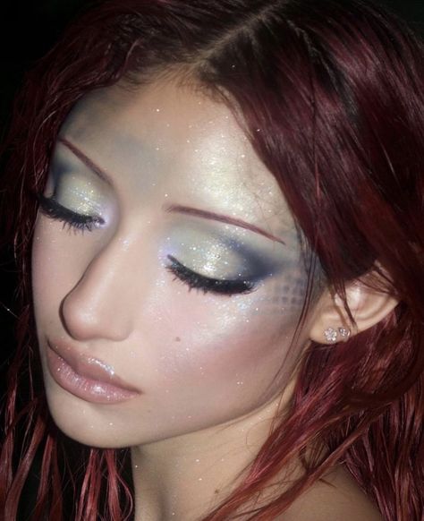 Siren Makeup, Mermaid Makeup Halloween, Siren Costume, Mermaid Eyes, Fish Makeup, Mermaid Halloween Costumes, Instagram Photo Dump, Mermaid Halloween, 2023 Photo