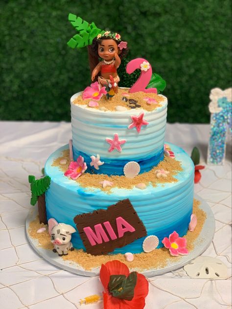 Moana Doll Birthday Cake, Moana 3rd Birthday Cake, Moana Cake And Cupcakes, 1st Birthday Moana Theme, Moana First Birthday Cake, Moana And Ariel Birthday Party, Small Moana Cake, Moana Party Treats, 2nd Birthday Moana Theme