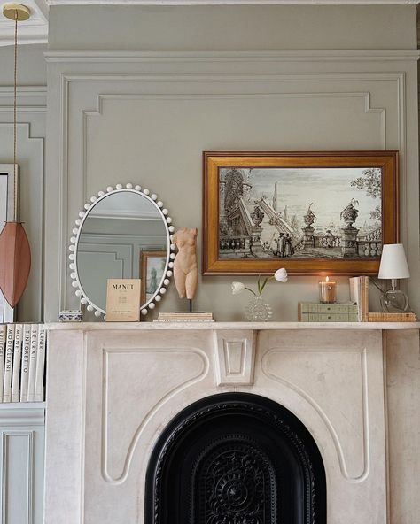 Mallory Fletchall | Reserve Home en Instagram: “swipe for the before! the moldings are done and, yet again, all of the work (and the huge mess in between 🤪) feels SO worth it. we opted…” Cozy Movie Room, Reserve Home, French Fireplace, Holly House, Brooklyn Apartment, Bedroom Fireplace, Whimsical Home, Room Idea, Diy Remodel