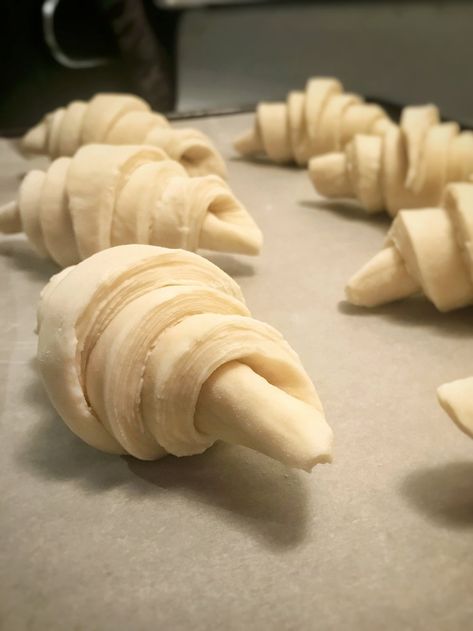 Make Croissants, Laminated Dough, Croissant Recipe, British Bake Off, British Baking, Pastry Dough, Egg Wash, Baking And Pastry, Bake Shop