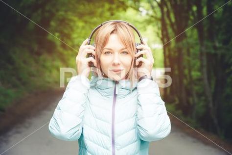 Headphones Listening To Music, Study Reference, Pose References, Happy Girl, Pose Reference Photo, Model Release, Young Woman, Listening To Music, Pose Reference