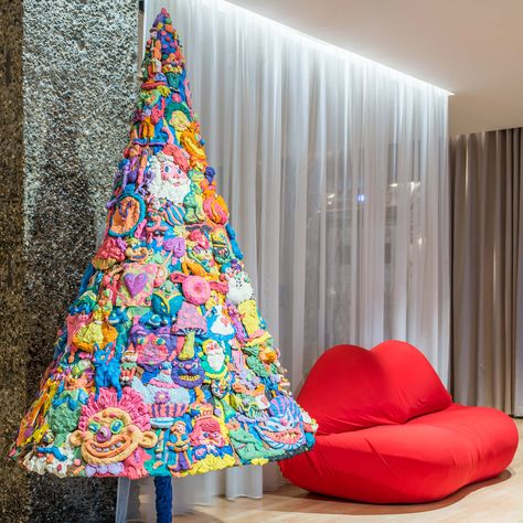 10 of the most unusual Christmas trees from 2017 Singing Christmas Tree, Unusual Christmas Decorations, Unusual Christmas Trees, Alternative Christmas, Alternative Christmas Tree, Christmas Tree Decorations Diy, Unique Christmas Trees, Cool Christmas Trees, Christmas Tree Ideas